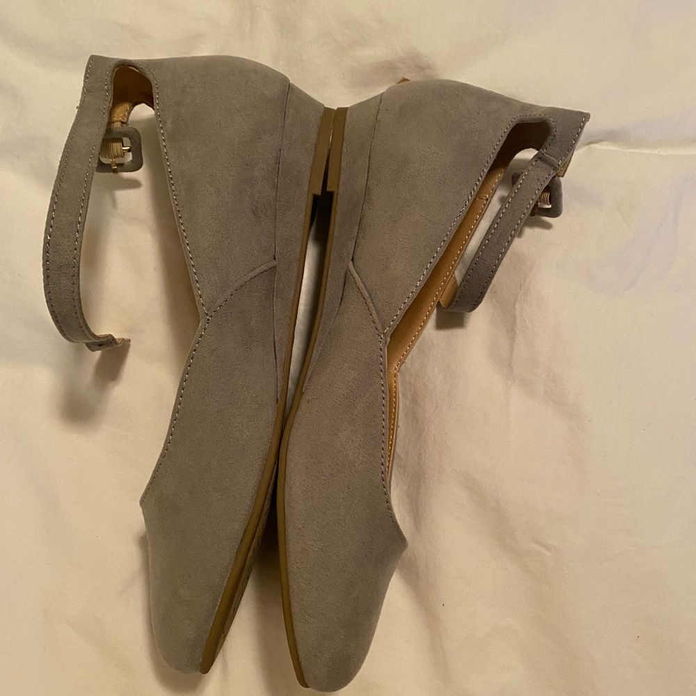 Dream Pairs Gray Women's Flats with Ankle Strap